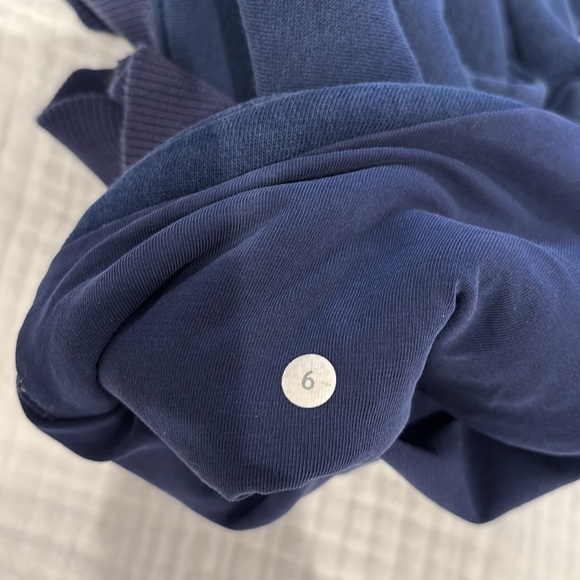 Lululemon Navy Scuba Hoodie Size 6 - Picture 7 of 8